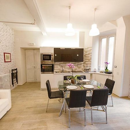 Modern Apartment near Colosseum Rome Extérieur photo