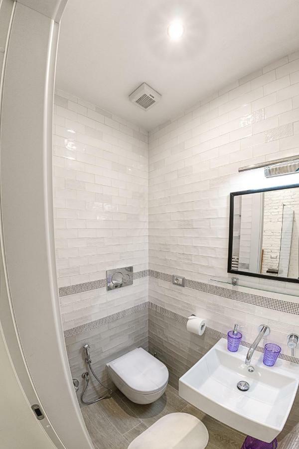 Modern Apartment near Colosseum Rome Extérieur photo