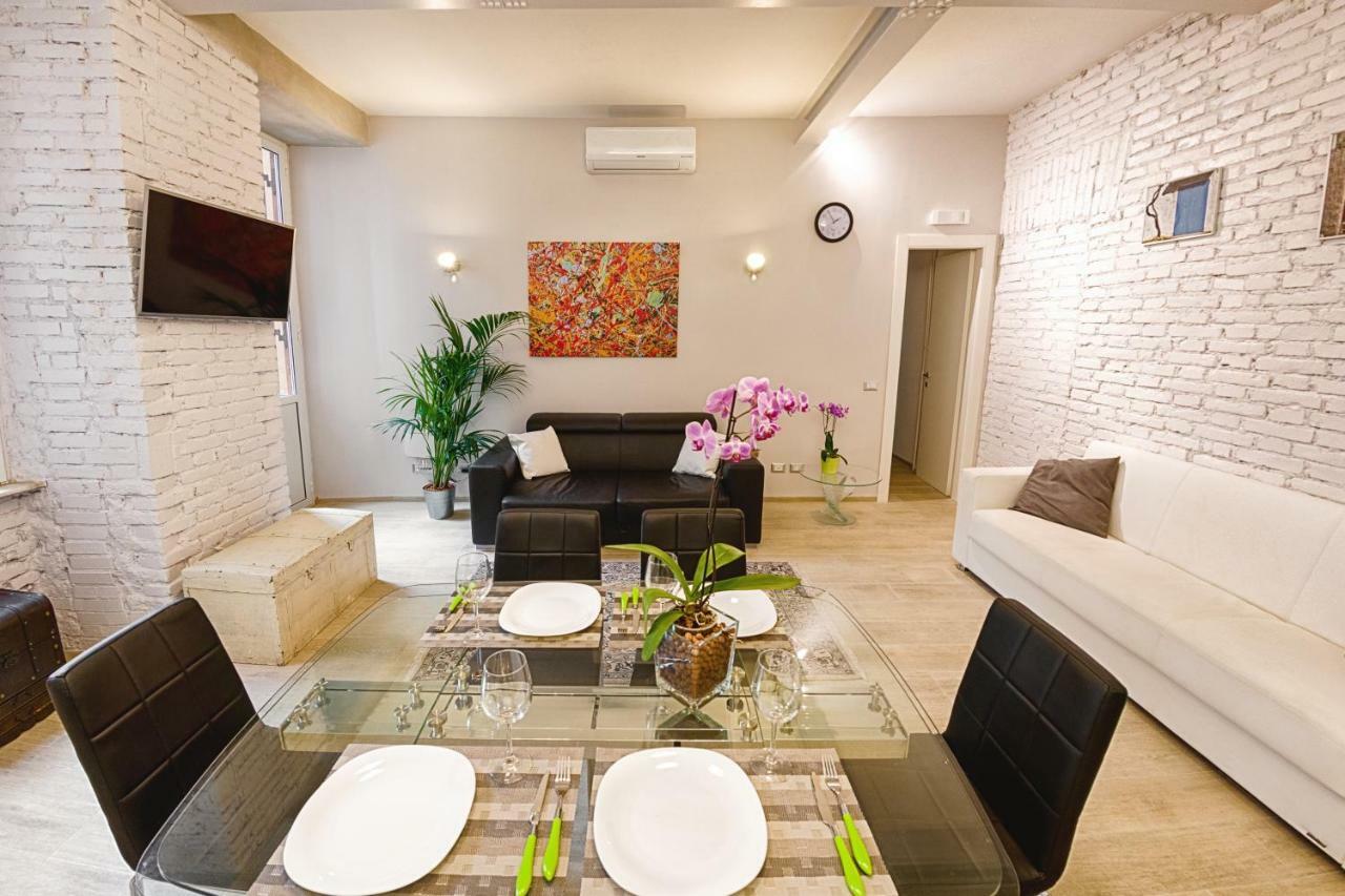 Modern Apartment near Colosseum Rome Extérieur photo